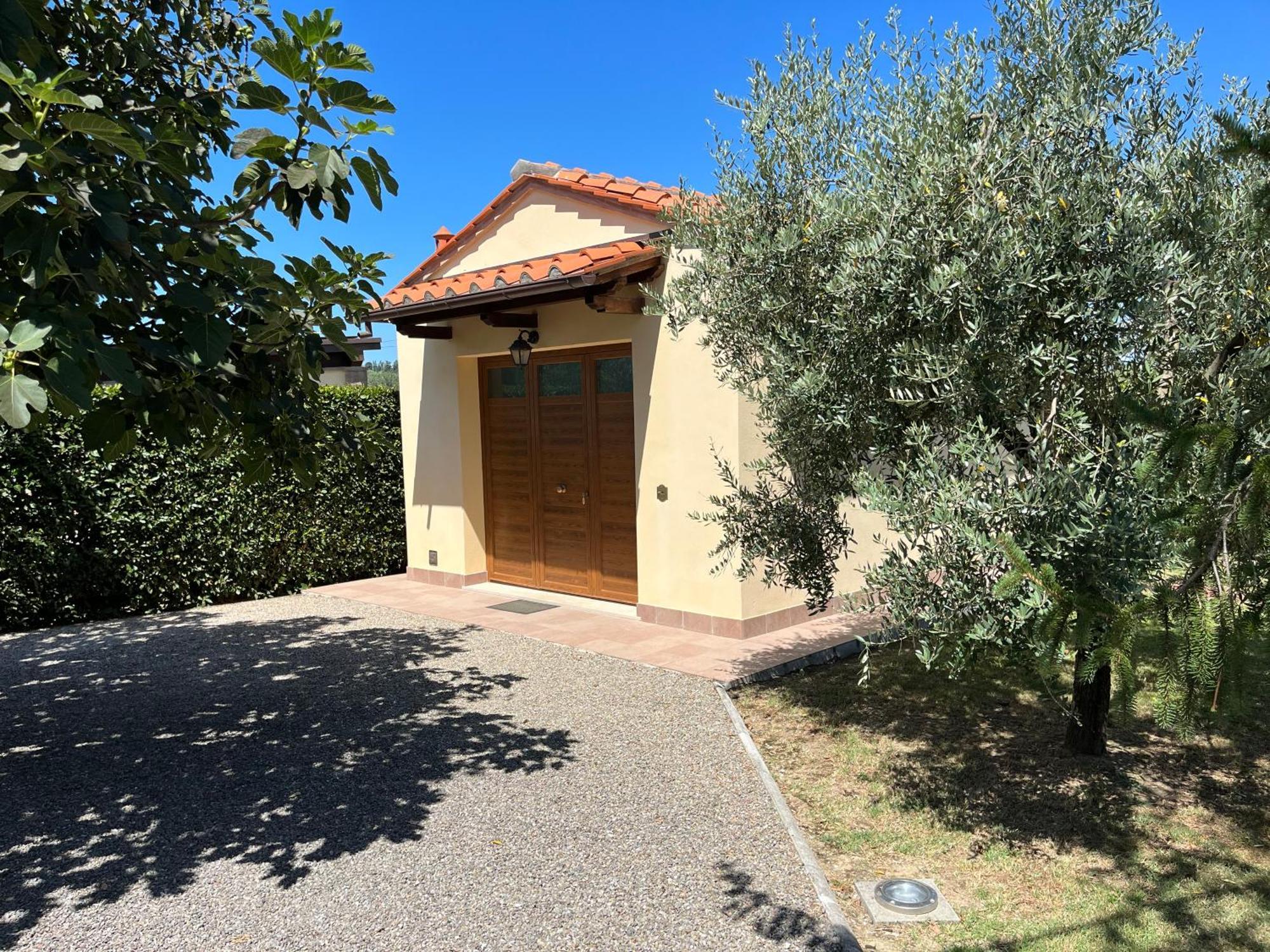Holiday House La Rosa Terricciola Екстер'єр фото